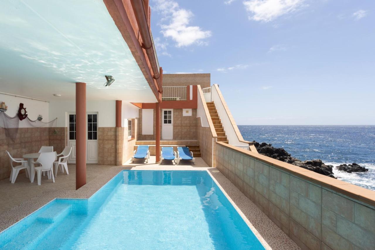 فيلا Coastal Dream With Heated Pool El Escobonal المظهر الخارجي الصورة