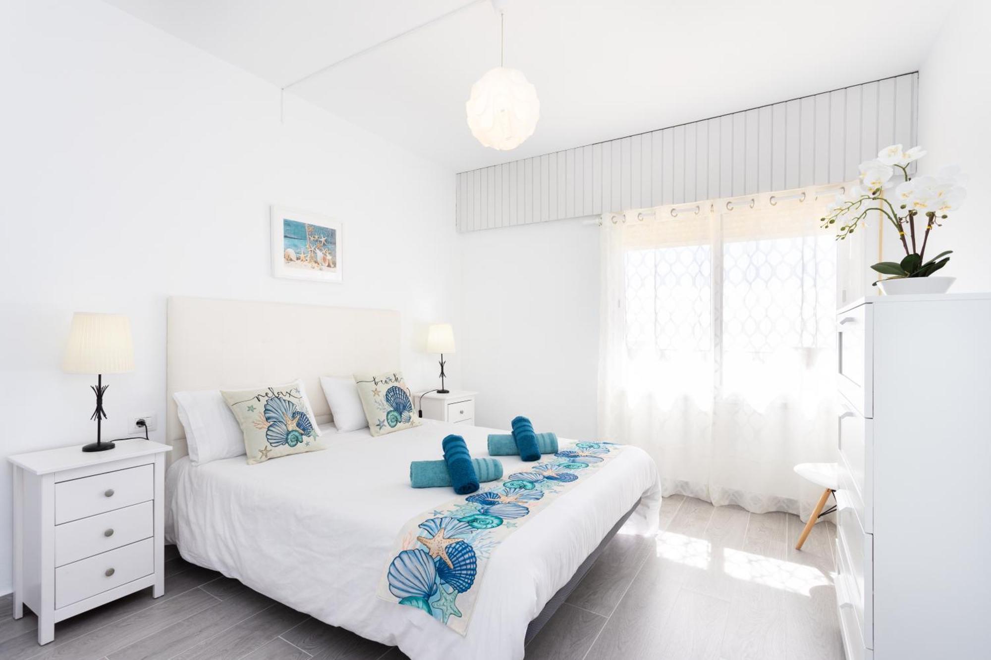 فيلا Coastal Dream With Heated Pool El Escobonal المظهر الخارجي الصورة