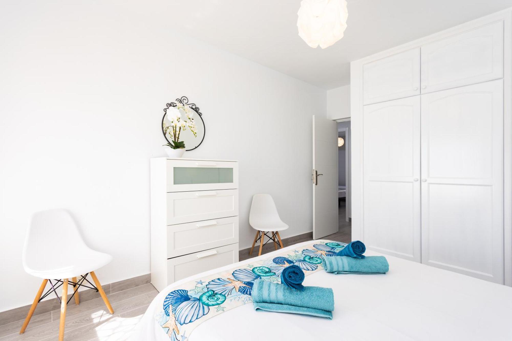 فيلا Coastal Dream With Heated Pool El Escobonal المظهر الخارجي الصورة