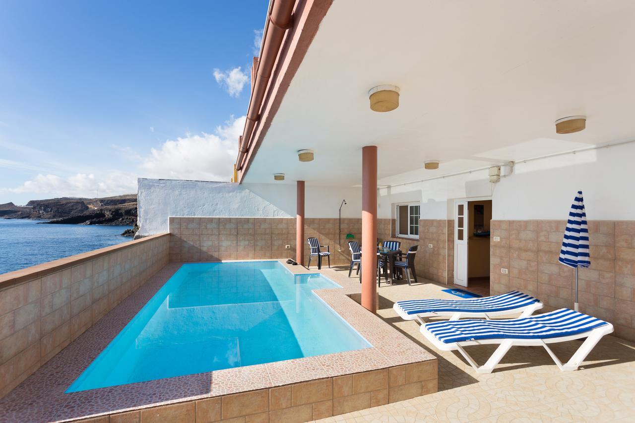 فيلا Coastal Dream With Heated Pool El Escobonal المظهر الخارجي الصورة